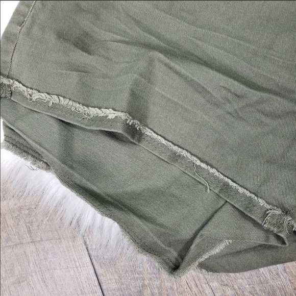 H&M Shorts - Picture 4 of 6